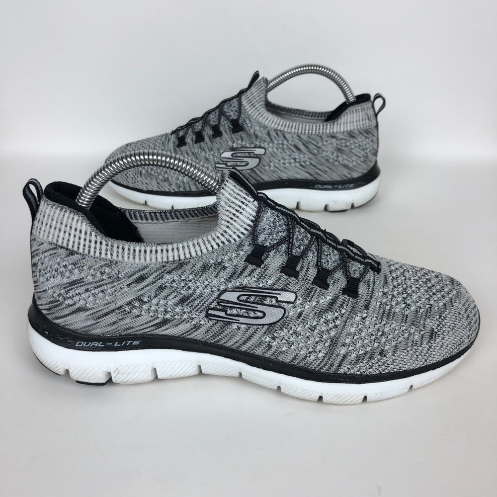 Skechers Bungee Memory Foam Slip On Sneaker